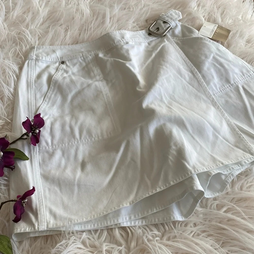 LIZ CLAIBORNE skort